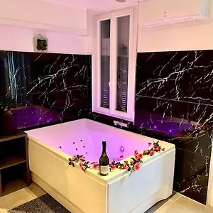 https://luxury-dreams-balneo.fr-provencehotel.com